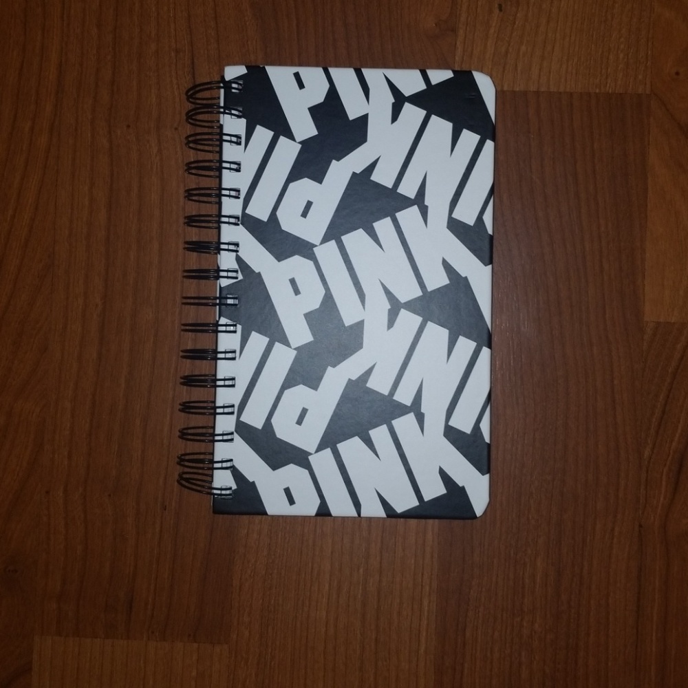 Brand New VS Pink organizer